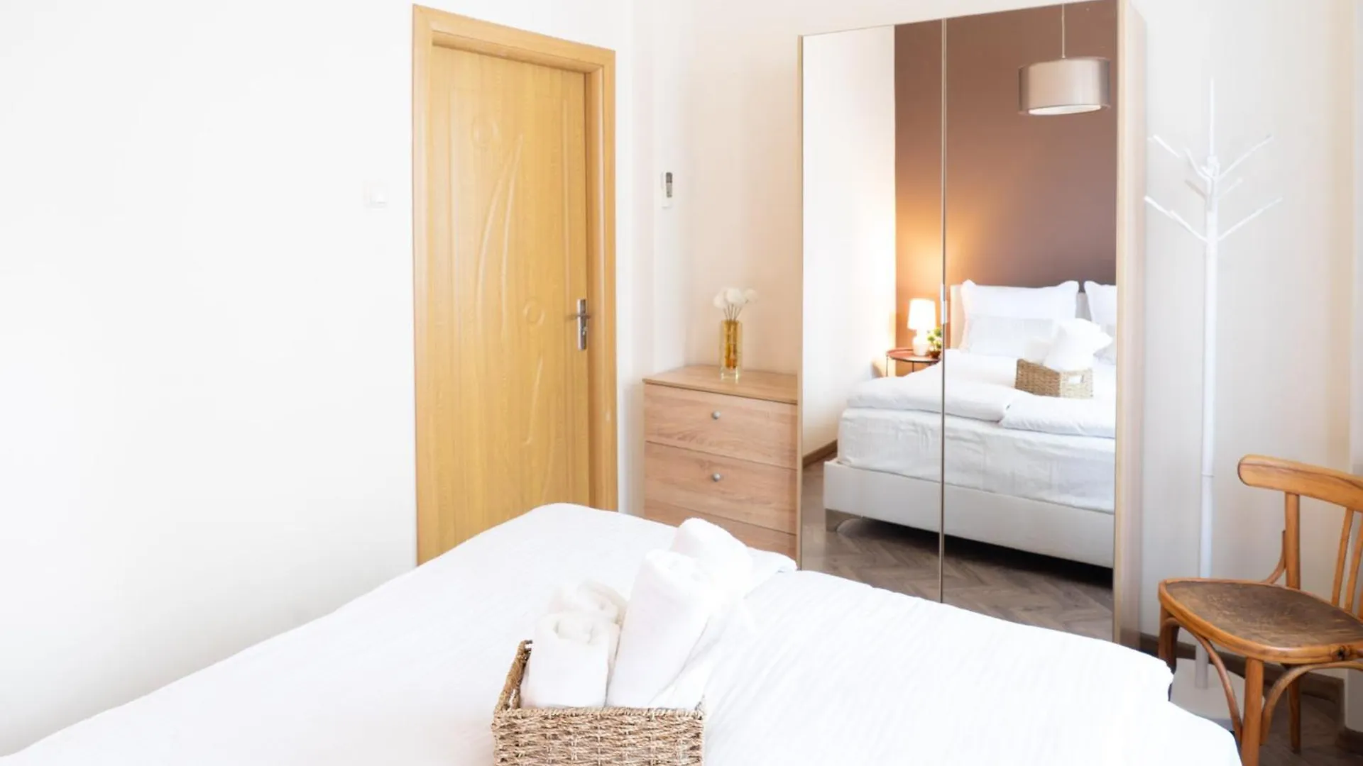 Lejlighed Seaside Estate - Cozy And Romantic - Public Parking Nearby Varna