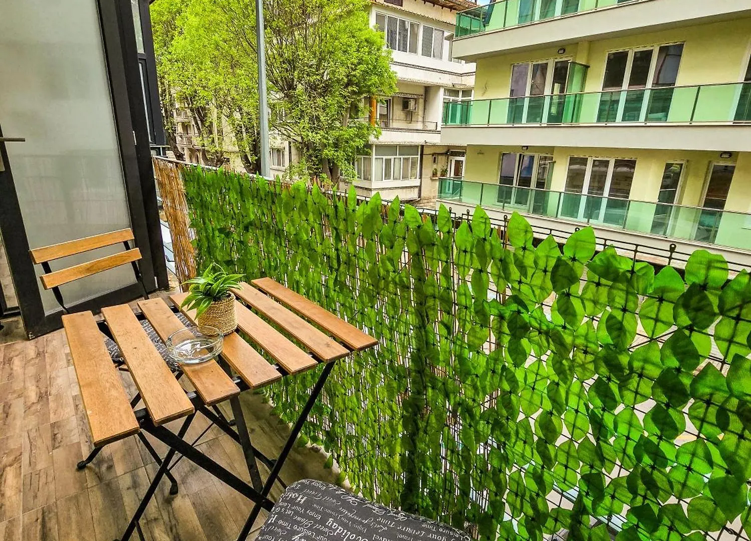 Seaside Estate - Cozy And Romantic - Public Parking Nearby Varna